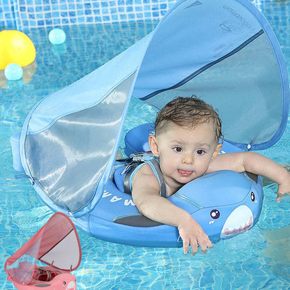 A baby safely enjoying the water in a Mambobaby™ Shark Float, demonstrating the stable 40-degree swimming angle.