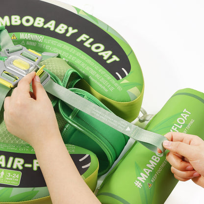 Detail of the professional 5-point safety buckles of the Mambobaby™ Panda Float for maximum security.
