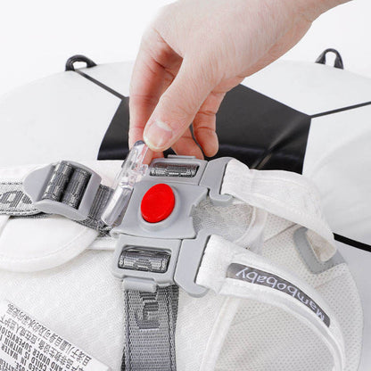 Visual guide showing how to securely lock and unlock the Mambobaby™ Soccer Float professional safety harness.